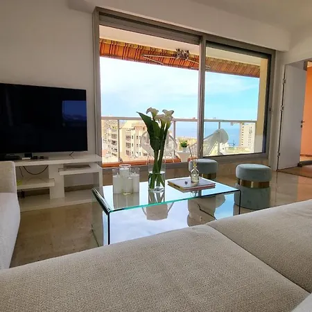 Apartament Penthouse Majestic, Mc, Bnbrickeys